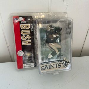 McFarlane NFL Series‎ 14 Reggie Bush New Orleans Saints Black Jersey #25